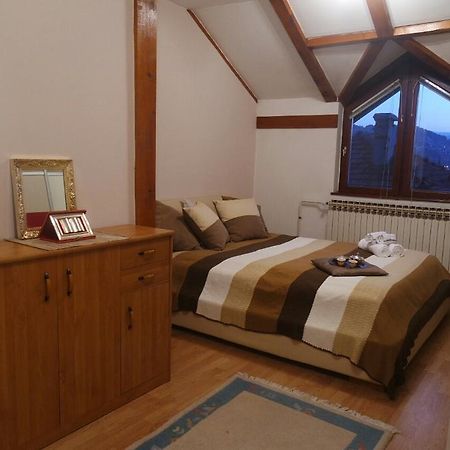 Apartamento Luxury House In Heart Of Old Town Bascarsija SJJ Exterior foto