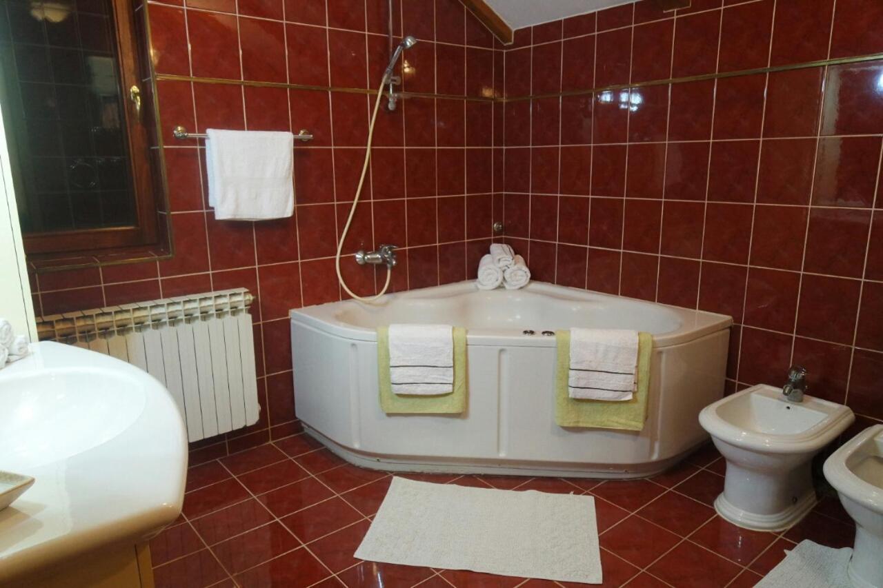 Apartamento Luxury House In Heart Of Old Town Bascarsija SJJ Exterior foto
